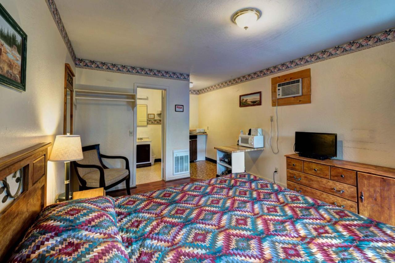 Lakehead Lake Shasta Lodge المظهر الخارجي الصورة